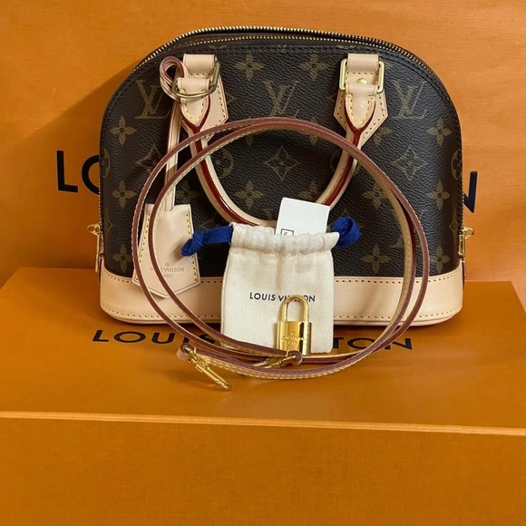 New Authentic Louis Vuitton Alma BB Monogram - Picture 5 of 13